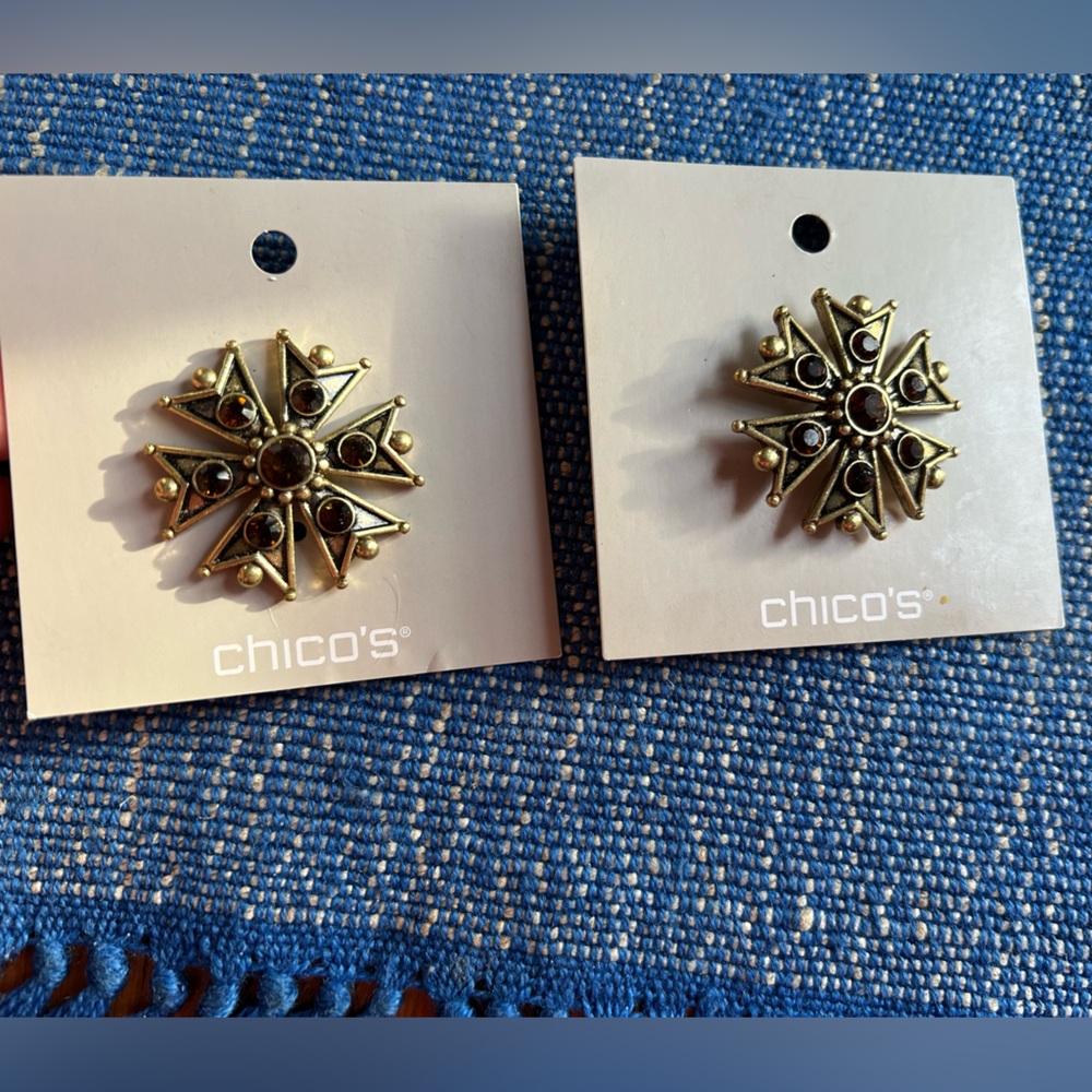 Two Chico’s Jewel Stickpins-for on lapel, fabric shoes, or purse. Orig 35.50 ea.